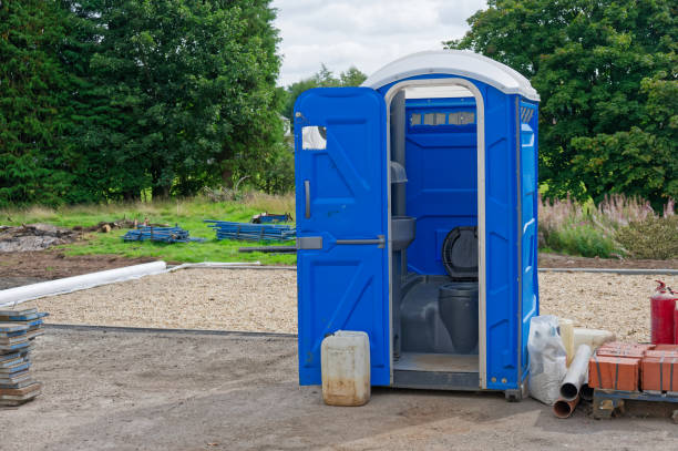 Best Standard Portable Toilet Rental in Cochran, GA